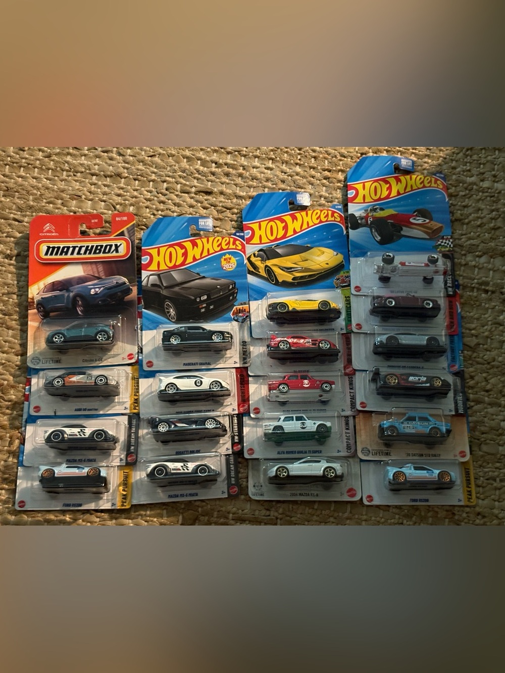 Hot Wheels (19 total)